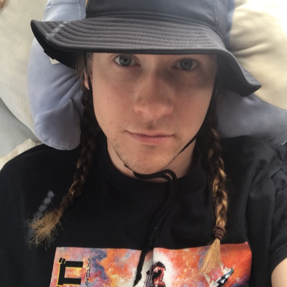 Meet your Posher, Aaron